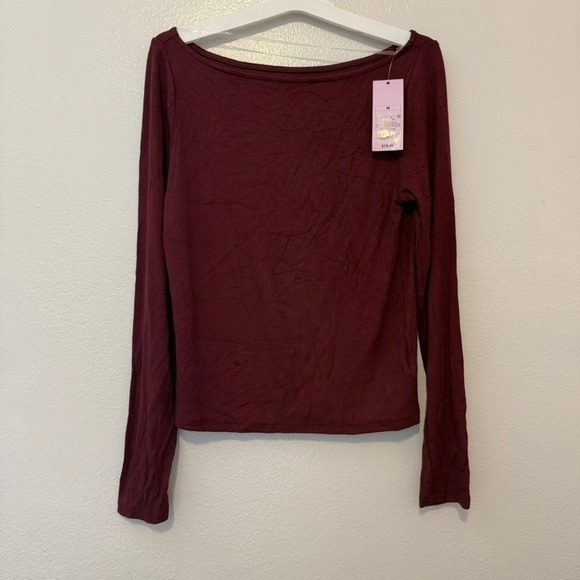 wild fable Tops - Wild Fable Women Burgundy Ribbed Long Sleeve Boat Neck Top Size Medium